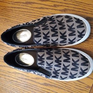 Michael Kors Slid Shoes